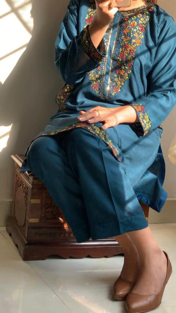 Timeless Linen Looks for Effortless Grace