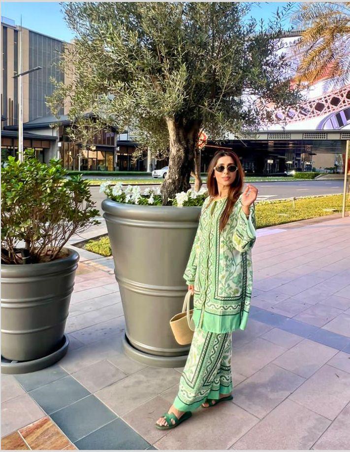 BreezeTouch Premium Swiss Lawn