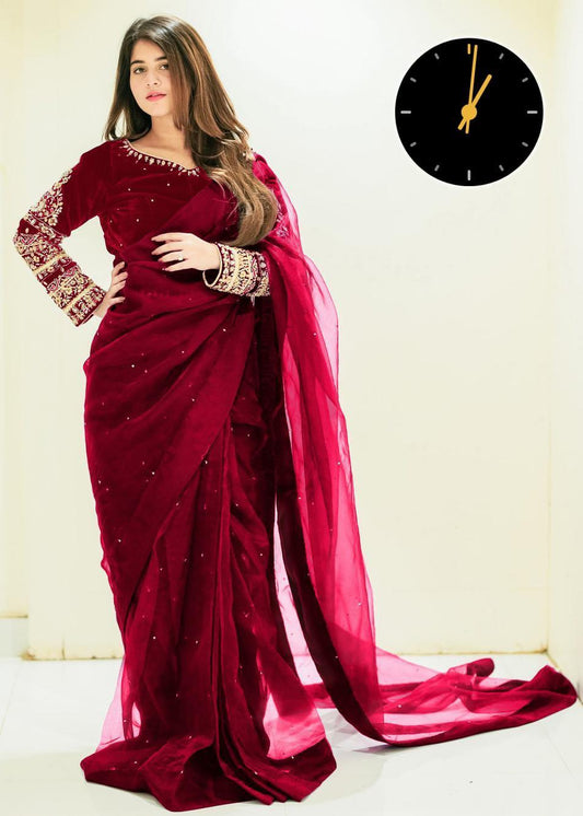 GlowDrape – Trendy Chiffon Saree Look